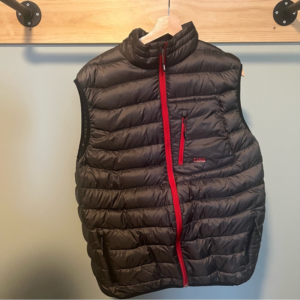 Cirq Grey Puffer Vest with Red Accents